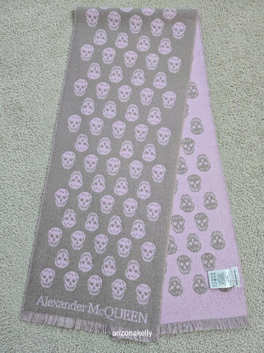 NWOT  McQueen Reversible Skull Scarf 100% Jacquard Wool PINK & TAUPE